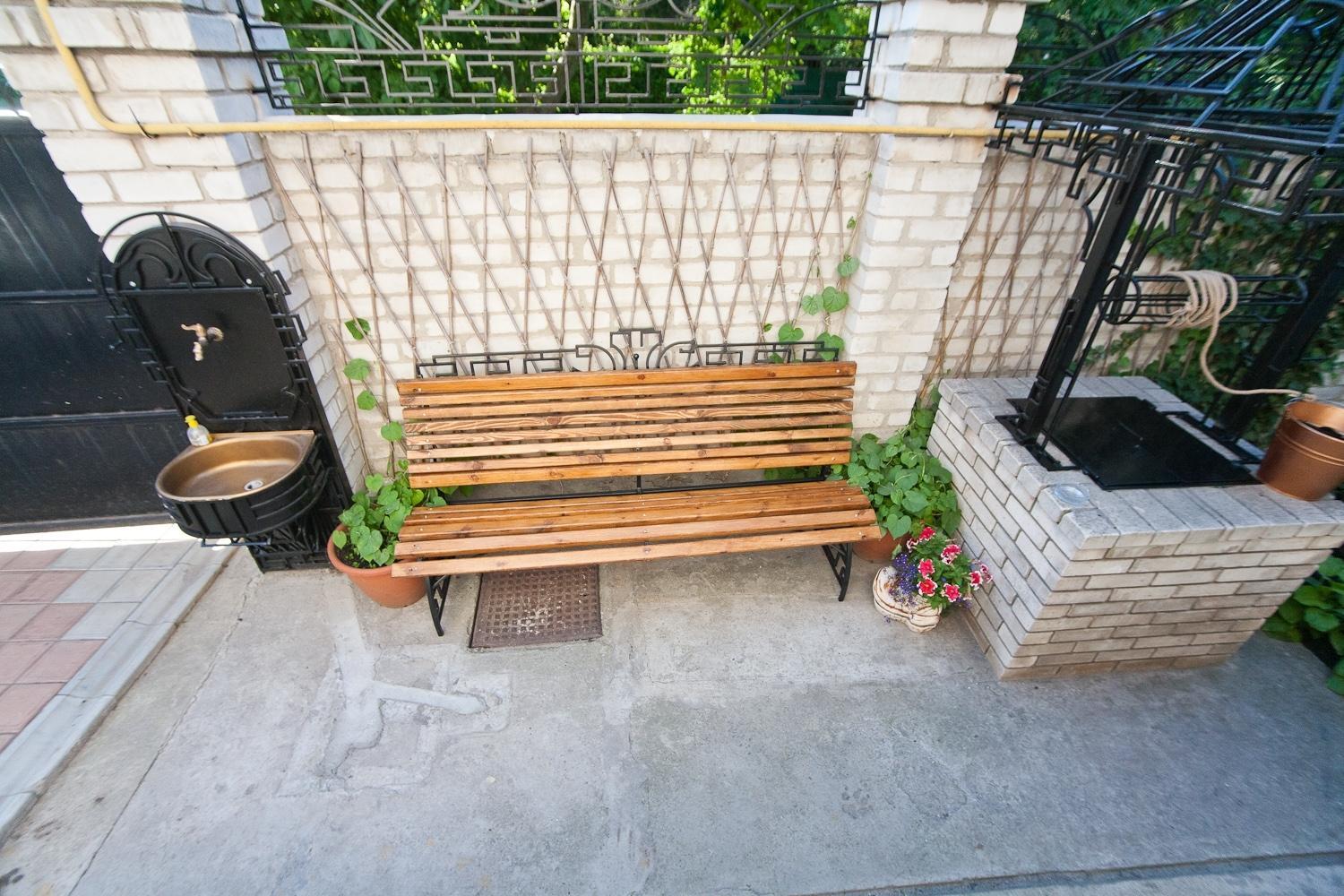 Yuzhniy Dvorik Aparthotel Odessa Exterior foto