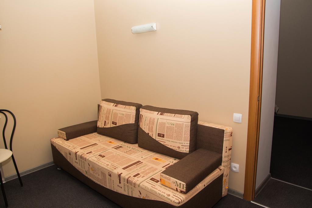 Yuzhniy Dvorik Aparthotel Odessa Exterior foto